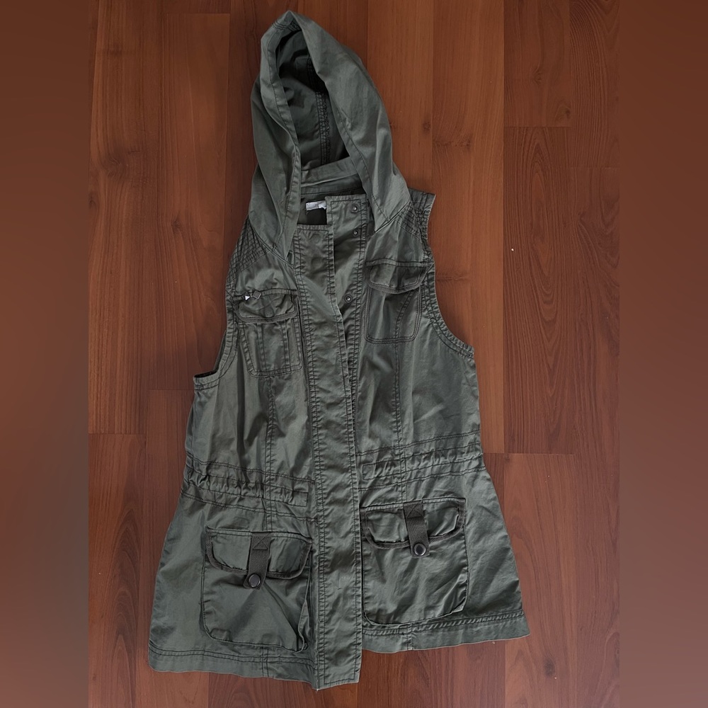 Cargo vest